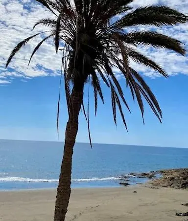 Sunshine, Pool & San Bartolomé